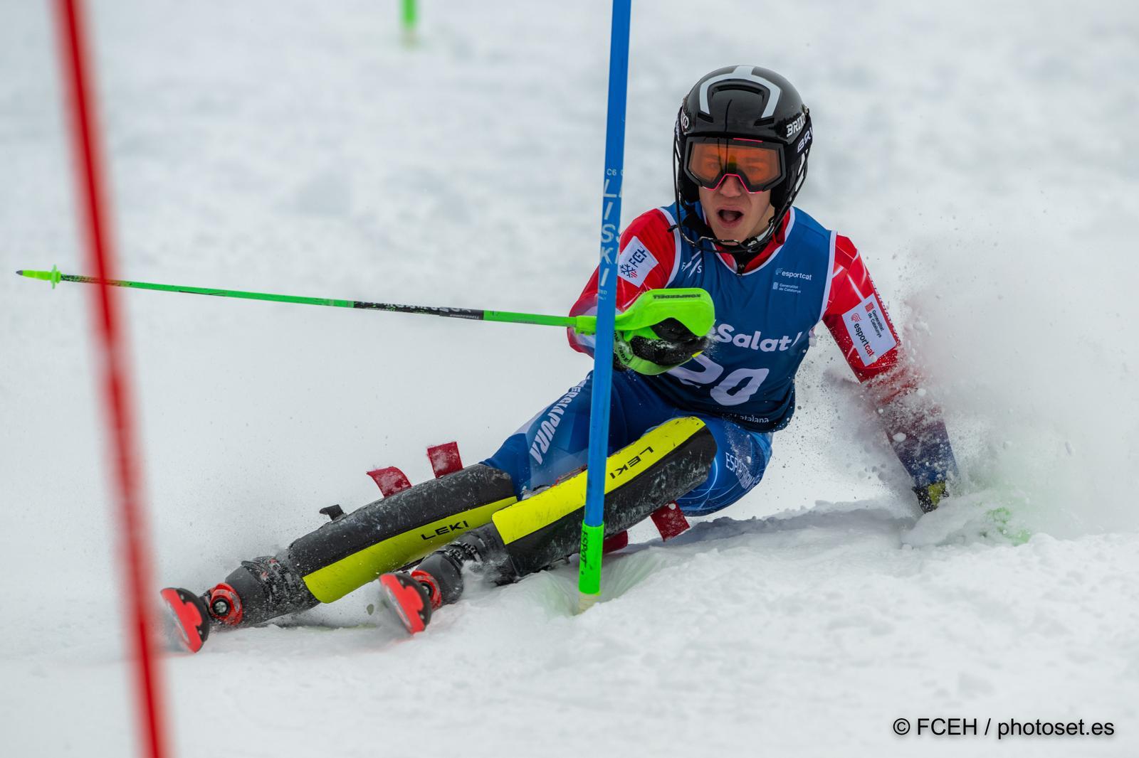 Martí Ubeira Cierco en slalom